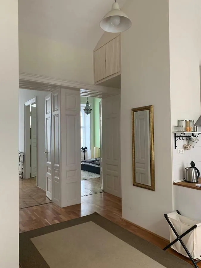 Noble Glory Of Budapest - Danube Coast & Basilica Hotel Apartment